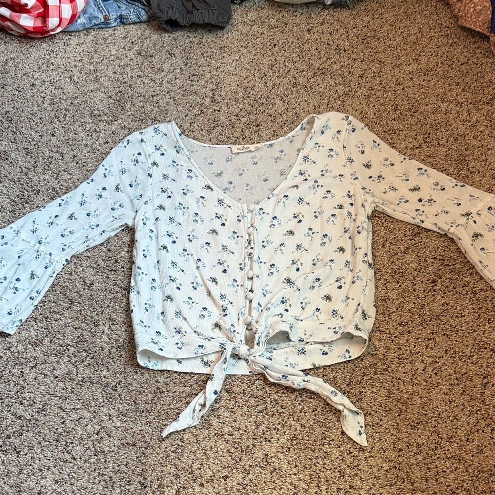 Hollister White Floral Blouse